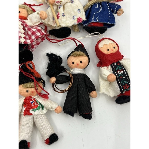 Mini Dutch? Ethnic Folk‎ Art Doll Ornaments 3" 8 Figures Hobby Horse Accessories - Picture 6 of 7